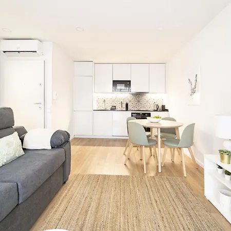 Forum By House And People