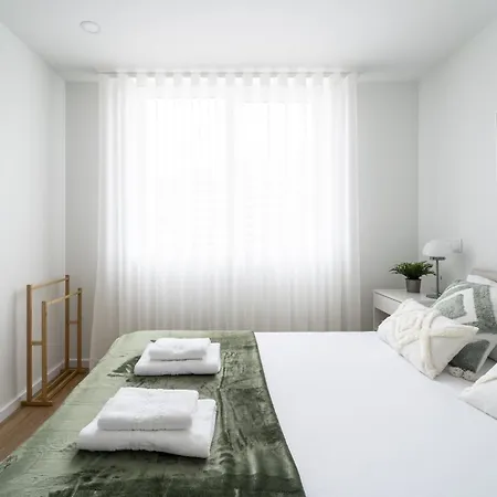 Apartment Forum By House And People Braga