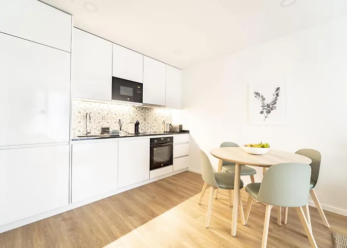 Forum By House And People